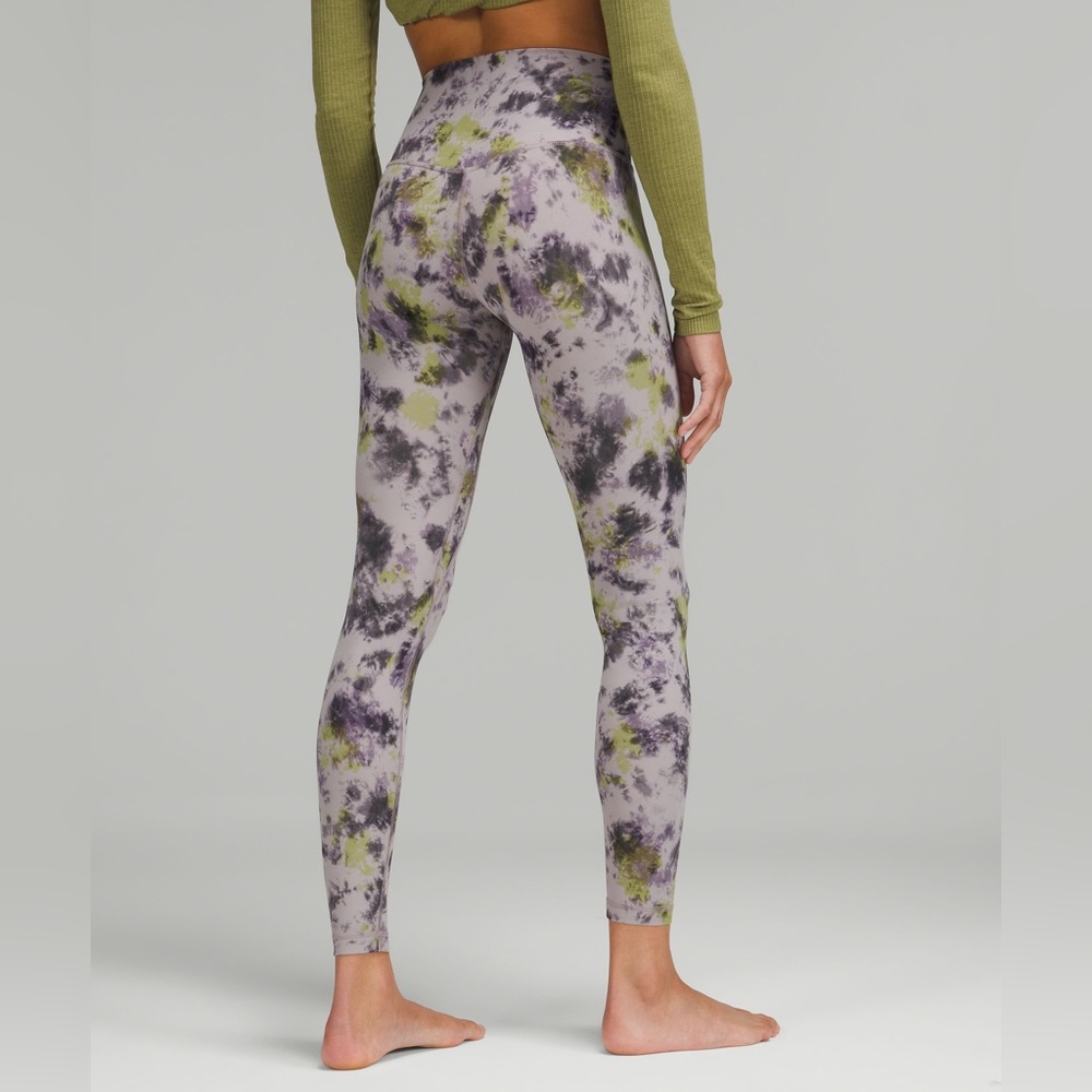 Lululemon leggings size 6